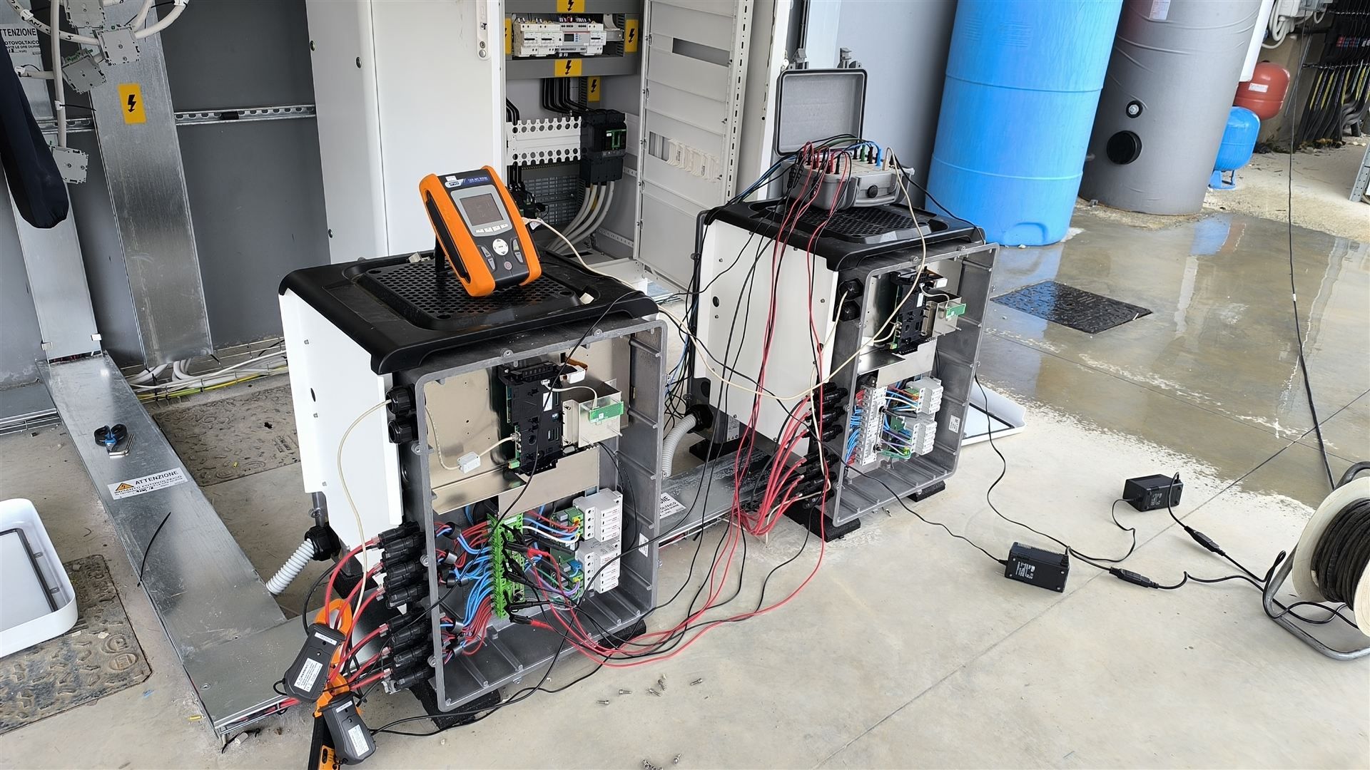 Verifiche strumentali su quadri e inverter prima della messa in servizio